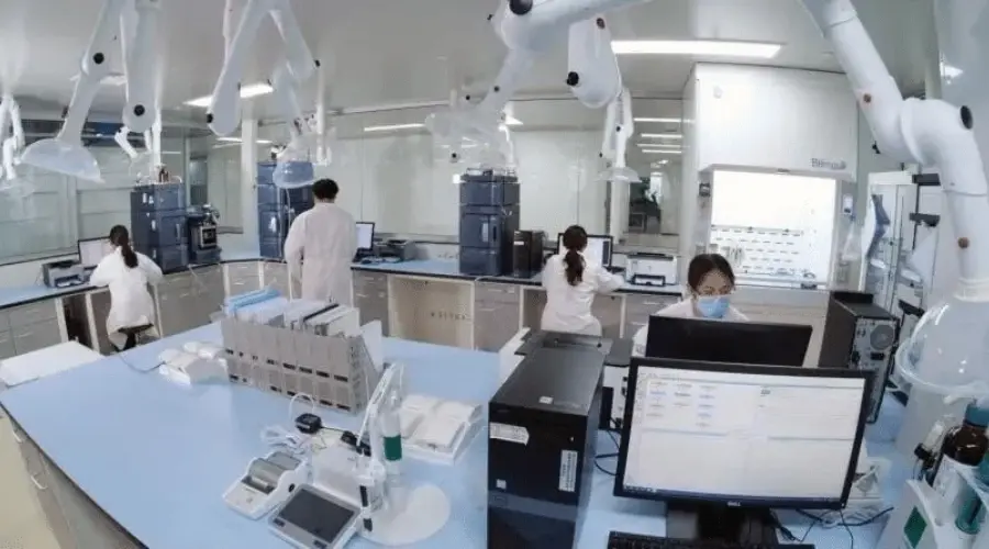 Professional technical experts Professional technical experts