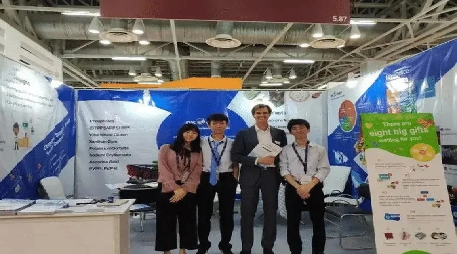 Exhibitions and customers