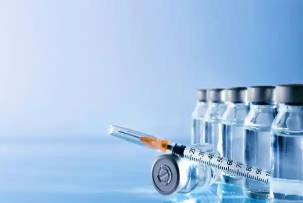 How does tetracaine powder compare to other anesthetics?